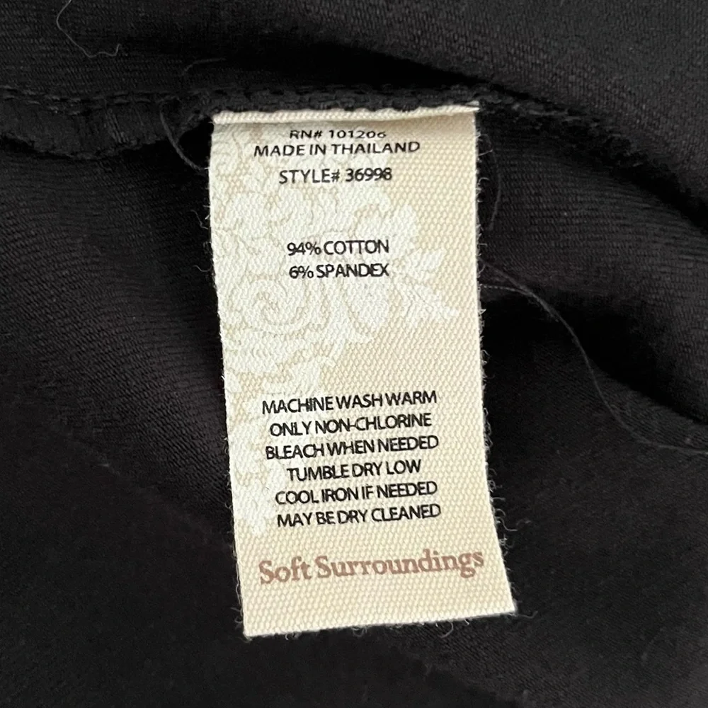 NWT Soft Surroundings Women’s Ankle Length Button Ankle Leggings Black Petite XS